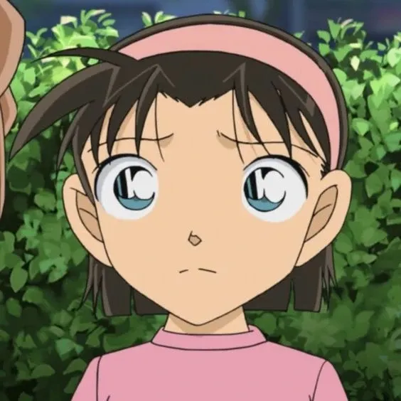Ayumi Yoshida 01
