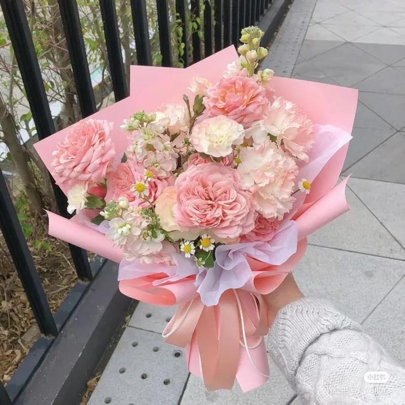Gửi tặng hình ảnh bó hoa đẹp 8/3 để mang lại bất ngờ ngọt ngào trong ngày Quốc tế Phụ nữ